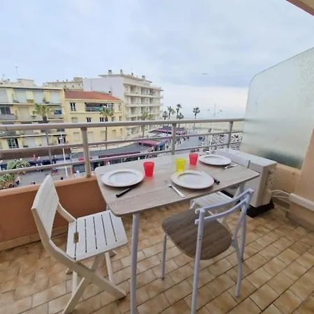 4reg1- T2 Situe Au Coeur De La Station Balneaire 아파트