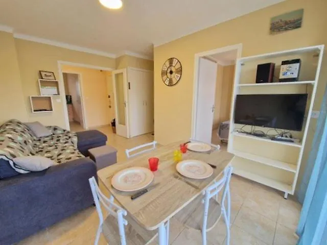 Appartement 4reg1- T2 Situé Au Cœur De La Station Balnéaire Canet-en-Roussillon